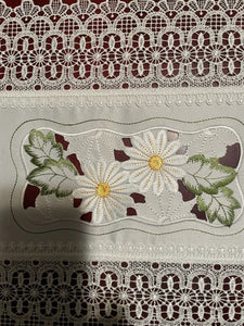 Daisies with Lace Border 12" x 18" Doily/Placemat