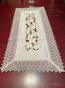 Daisies with Lace Border 16" x 36" Runner