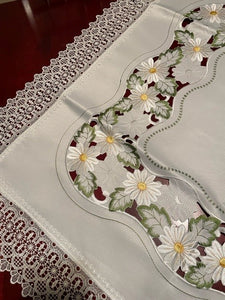 Daisies with Lace Border 33" Square Topper