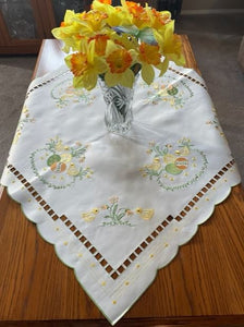 Easter Eggs with Chicks 12" x 18" Doily or Placemat