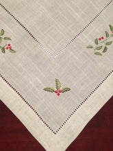 Load image into Gallery viewer, Holly Square Topper (35&quot; x 35&quot;)